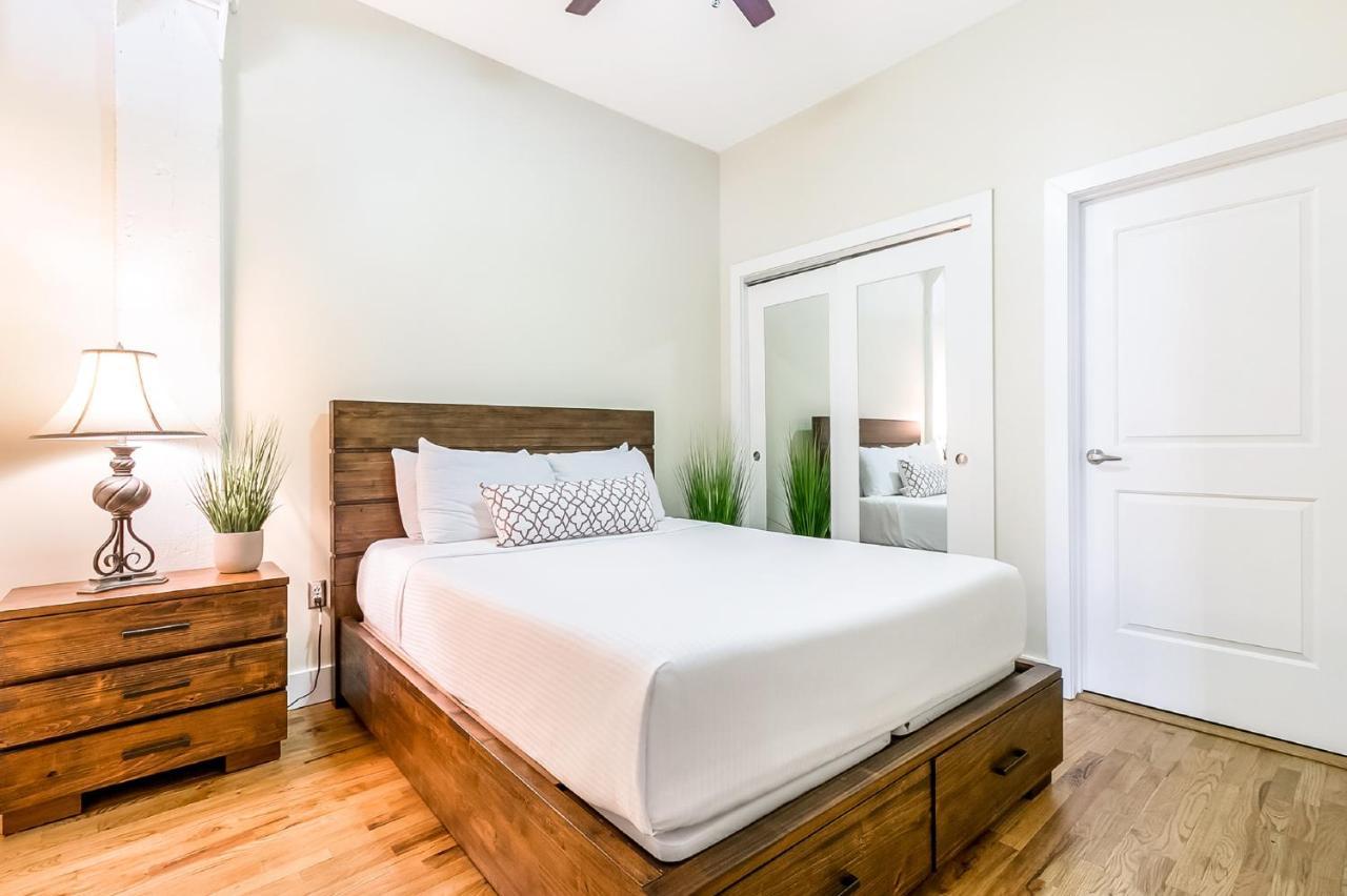 Gorgeous Condos Steps From French Quarter And Harrah'S St. La Nouvelle-Orléans Extérieur photo